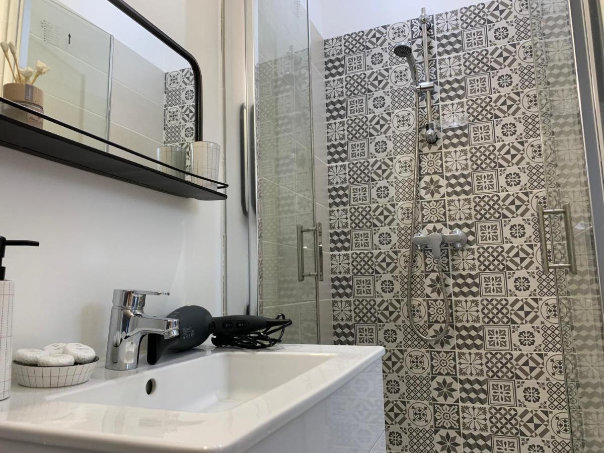 Superlogis - Sous Les Toits - T2- 3etoiles - Blois-hypercentre 1 4 Personnes * Blois
