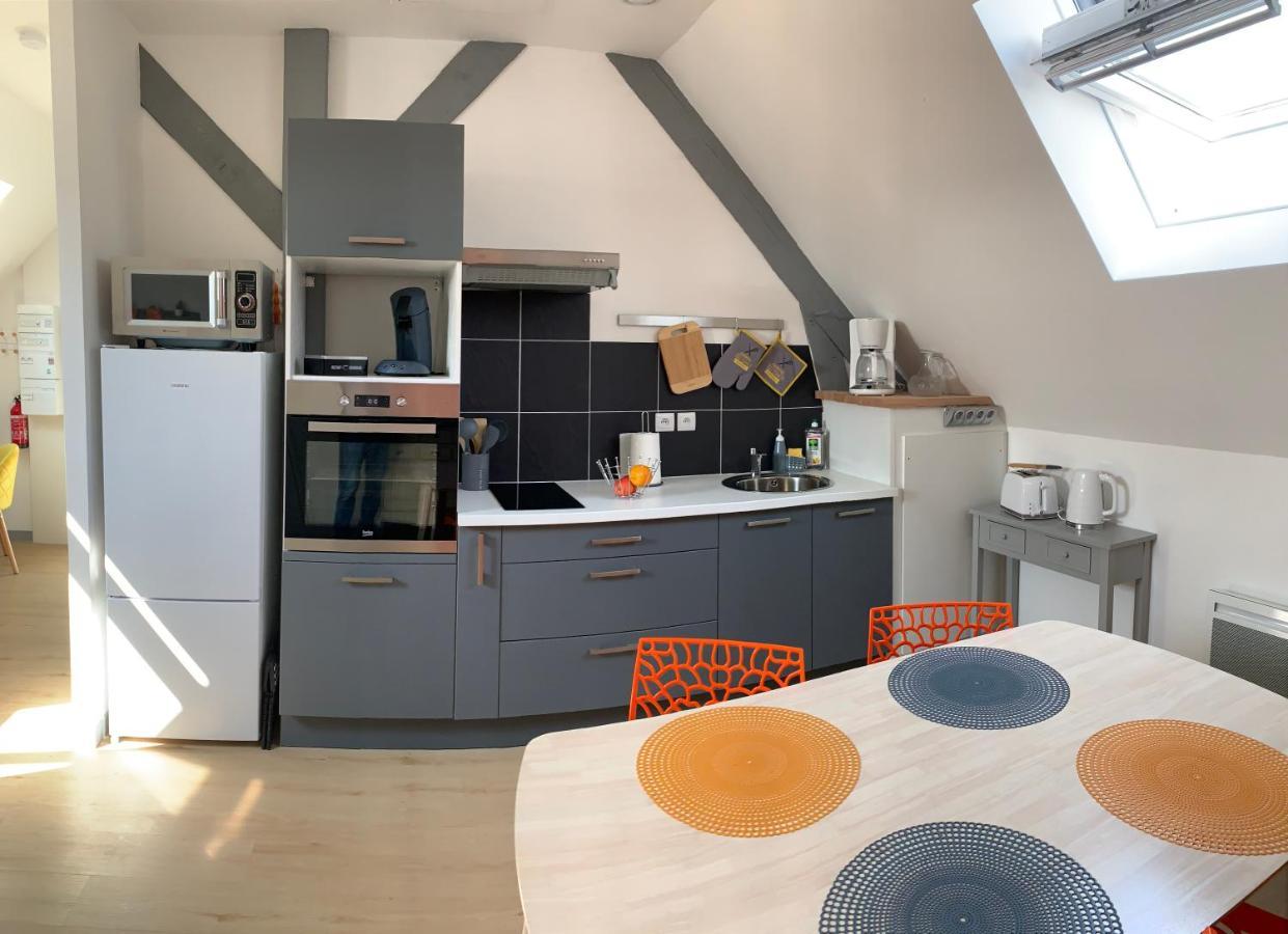 Apartment Superlogis - Sous Les Toits - T2- 3etoiles - Blois-hypercentre 1 4 Personnes *
