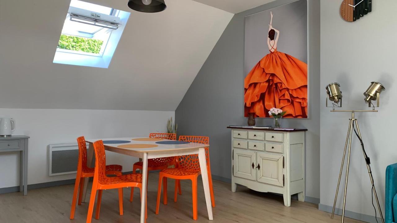 Superlogis - Sous Les Toits - T2- 3etoiles - Blois-hypercentre 1 4 Personnes Apartment