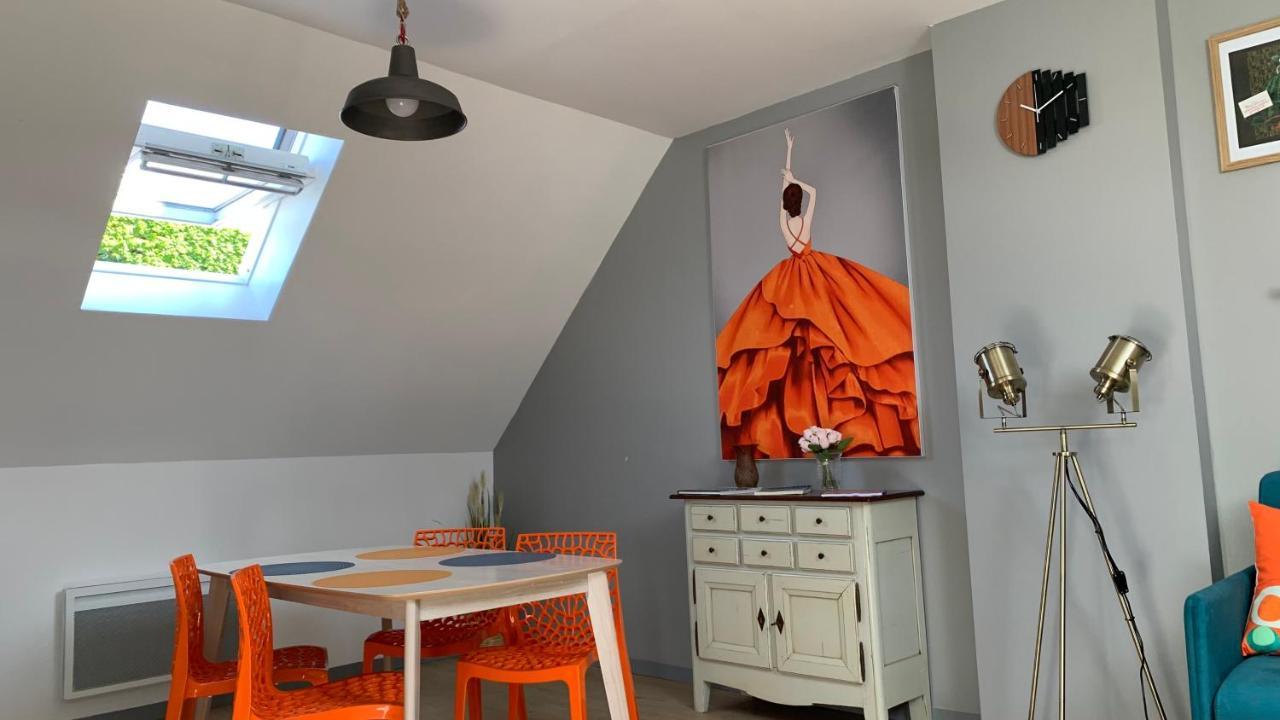 Superlogis - Sous Les Toits - T2- 3etoiles - Blois-hypercentre 1 4 Personnes Apartment *