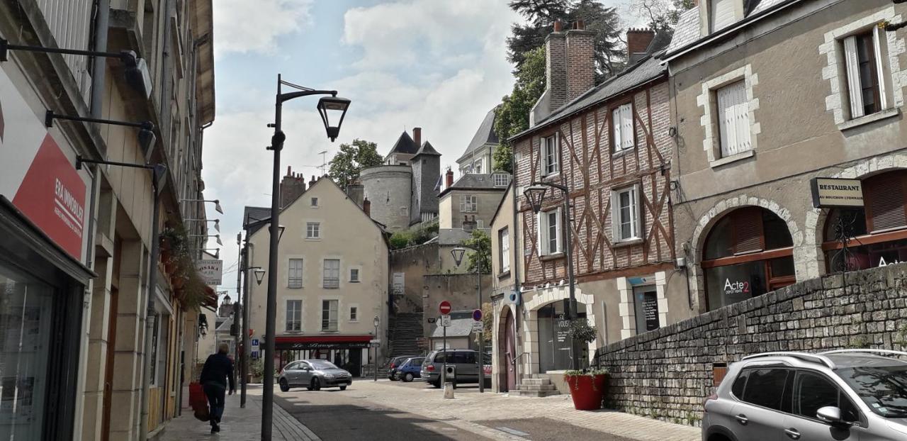 Apartment Superlogis - Sous Les Toits - T2- 3etoiles - Blois-hypercentre 1 4 Personnes *